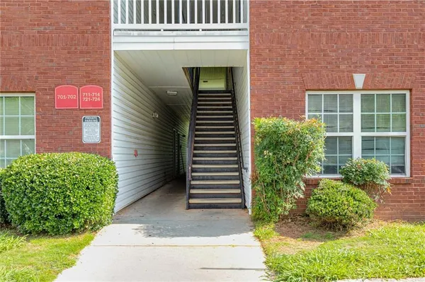 $175,000 | 7712 Autry Circle, Unit 701, Douglasville, GA 30134