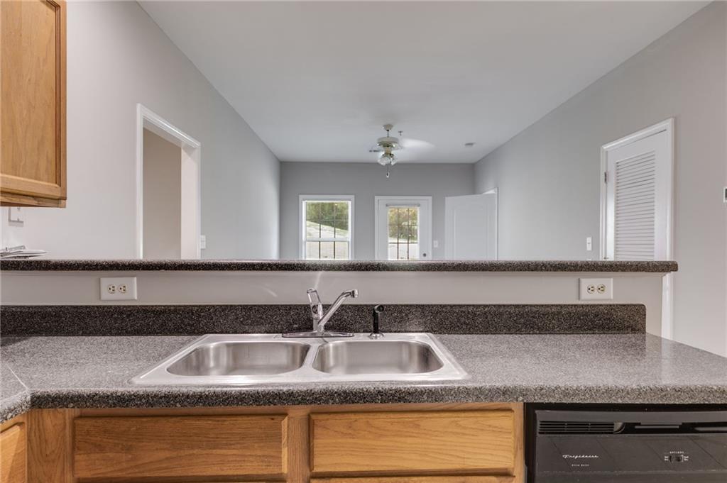 7712 Autry Circle, Unit 701 Douglasville, GA 30134 - Photo 6 of 27