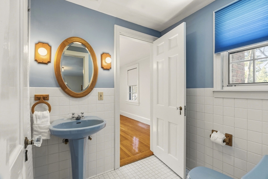 55 Dover Road Longmeadow, MA 01106 - Photo 22 of 42