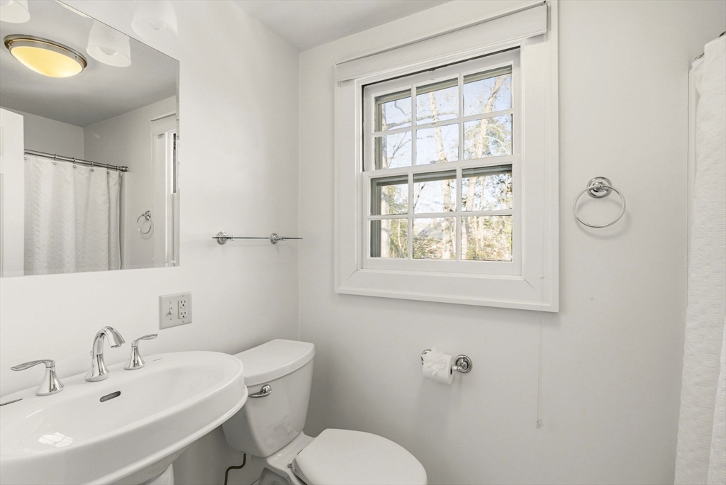 55 Dover Road Longmeadow, MA 01106 - Photo 26 of 42