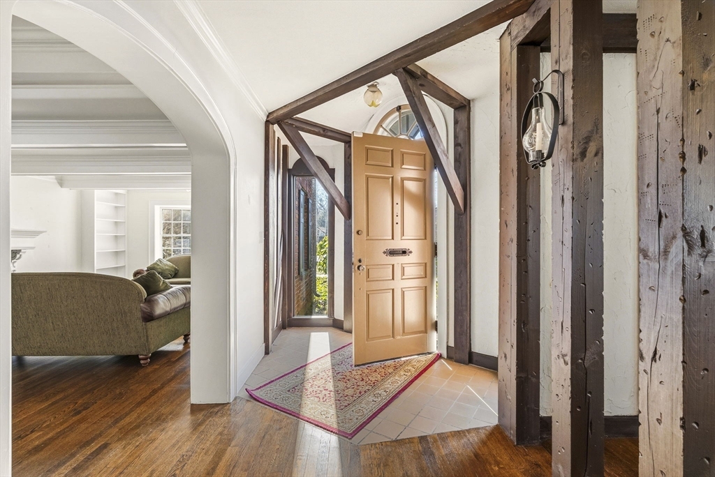 55 Dover Road Longmeadow, MA 01106 - Photo 3 of 42