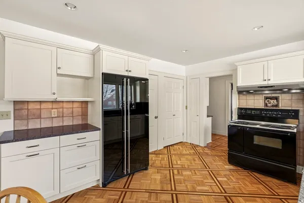 $749,000 | 55 Dover Road, Longmeadow, MA 01106