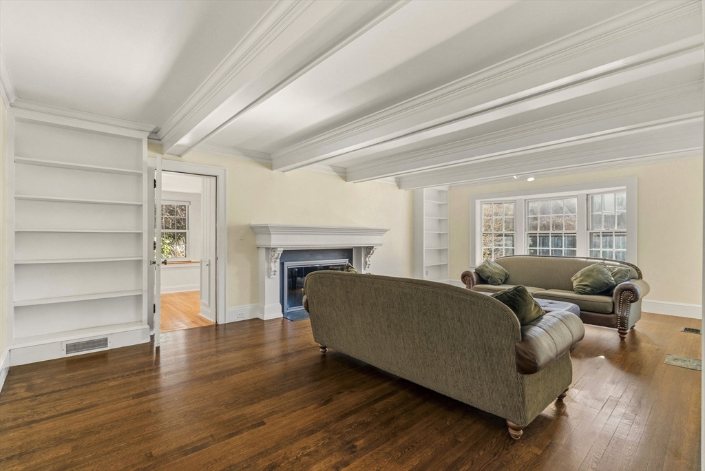 55 Dover Road Longmeadow, MA 01106 - Photo 4 of 42