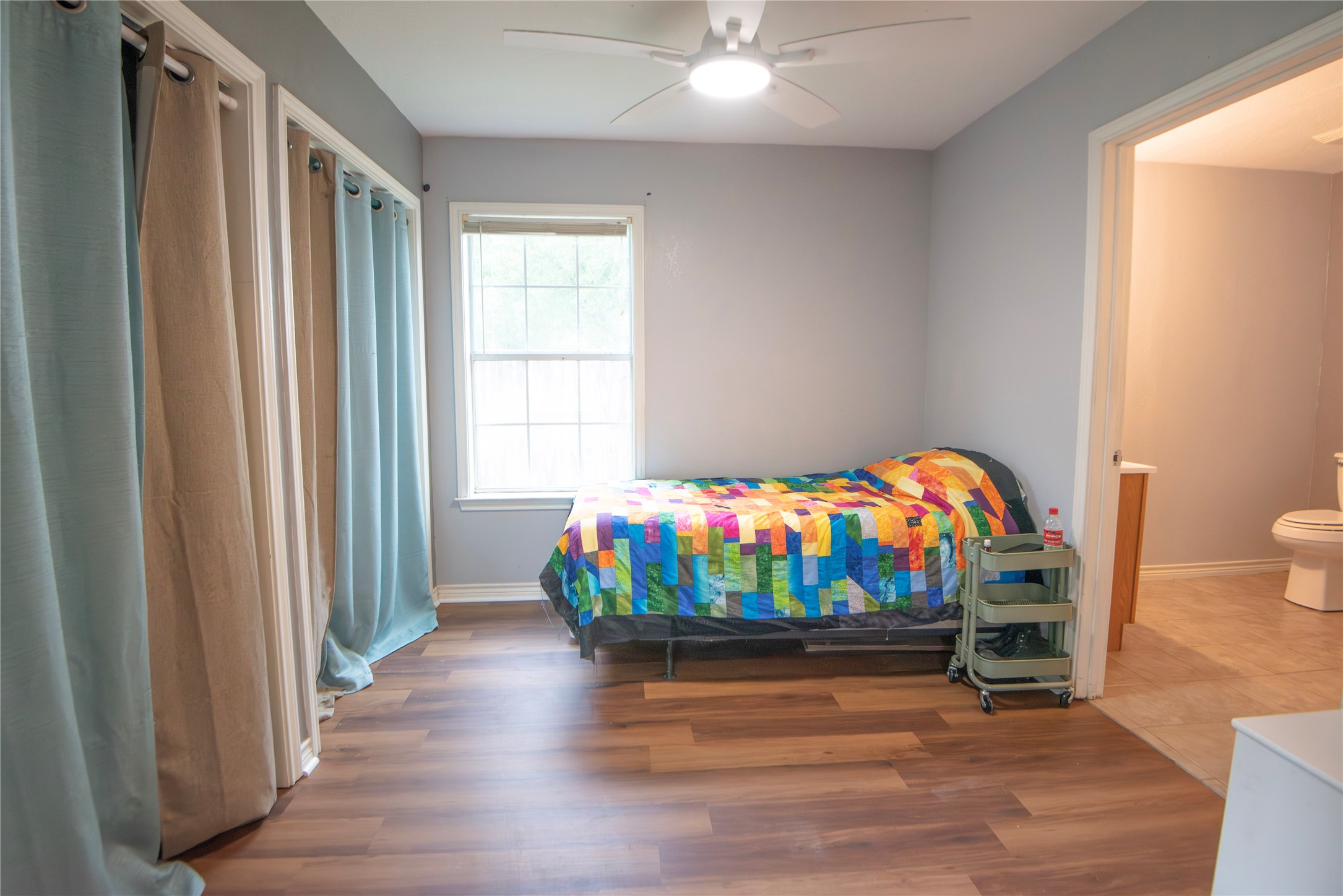 3000 Shadow Lawn Street Brenham, TX 77833 - Photo 29 of 31 Guest House room