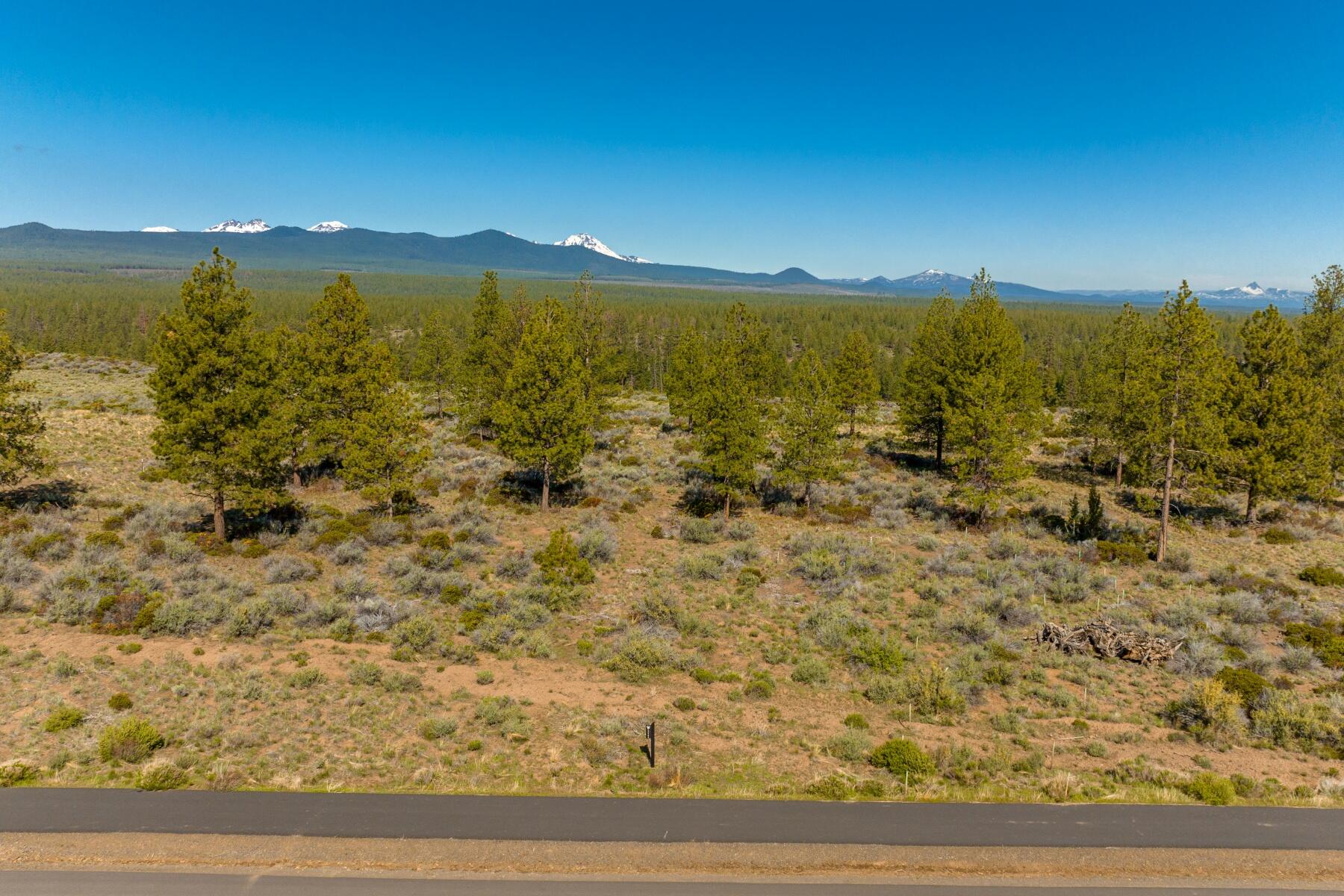 62485 Huntsman Loop Bend Bend, OR 97703 - Photo 11 of 32 batch_14