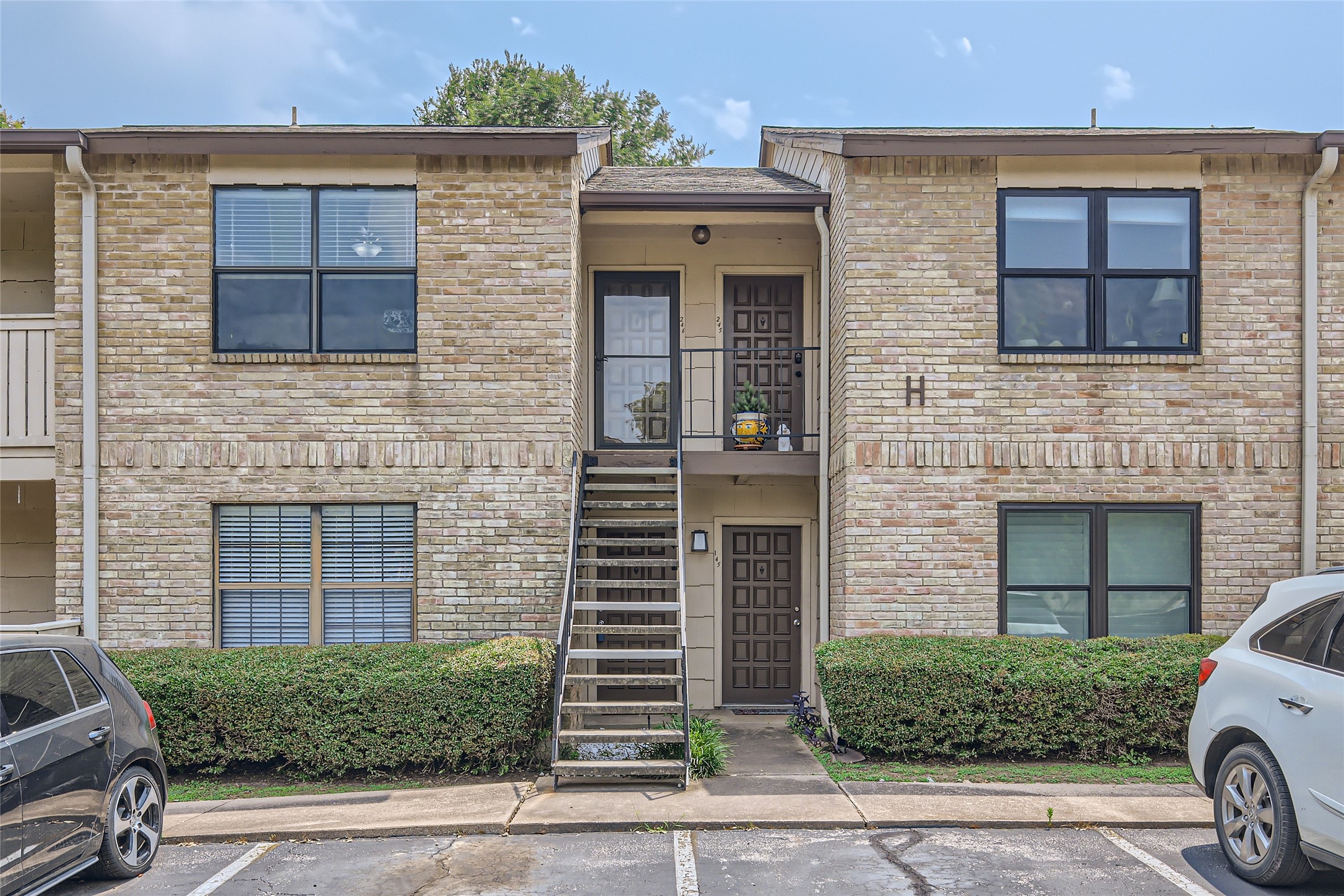 8210 Bent Tree Road, Unit 246 Austin, TX 78759 - Photo 2 of 11