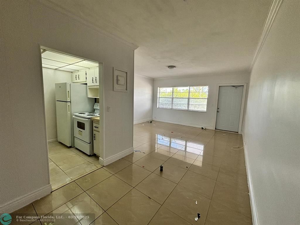 Undisclosed Address Hallandale Beach, FL 33009 - Photo 5 of 15