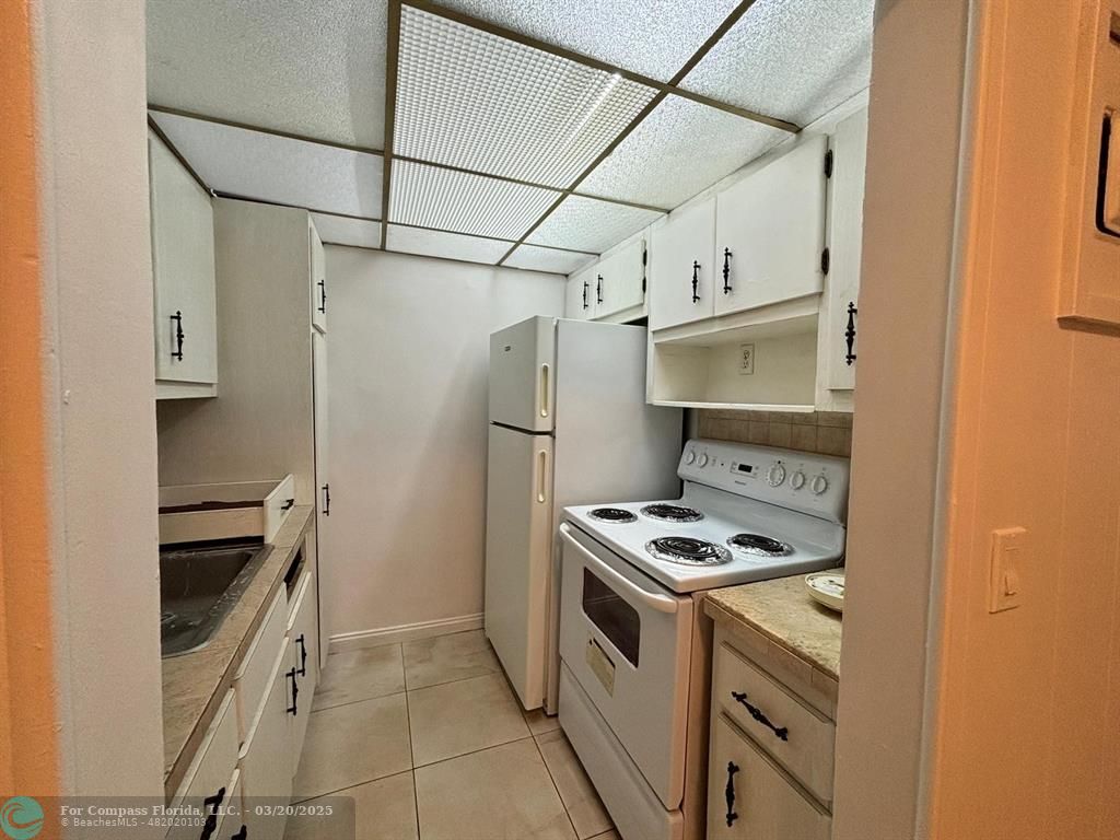 Undisclosed Address Hallandale Beach, FL 33009 - Photo 10 of 15