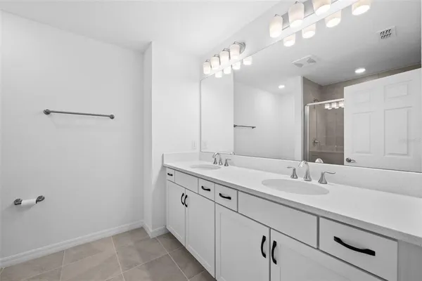 $2,300 | 5429 Tripoli Drive, Palmetto, FL 34221