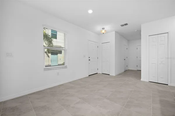 $2,300 | 5429 Tripoli Drive, Palmetto, FL 34221