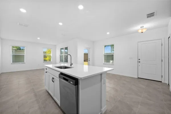 $2,300 | 5429 Tripoli Drive, Palmetto, FL 34221