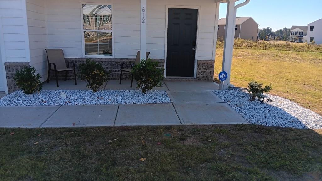 612 Leisure Pointe Road Macon, GA 31216 - Photo 3 of 37