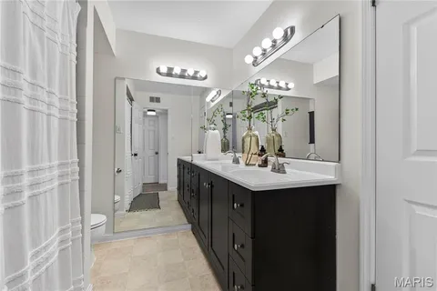 $275,000 | 4436 McPherson Avenue, Unit A, St. Louis, MO 63108