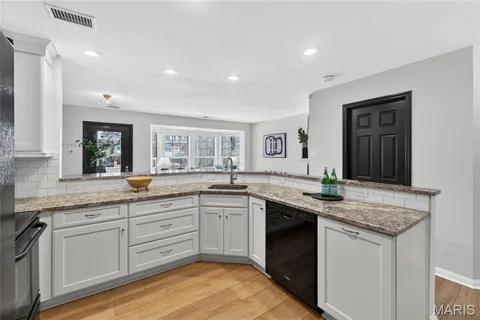 $275,000 | 4436 McPherson Avenue, Unit A, St. Louis, MO 63108