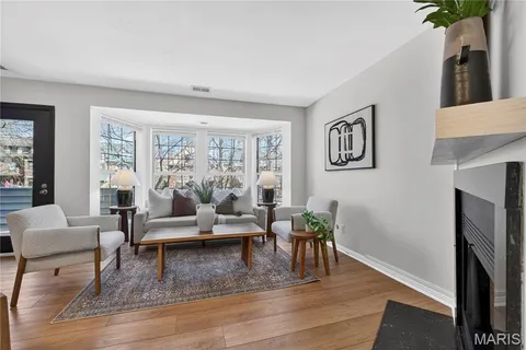 $275,000 | 4436 McPherson Avenue, Unit A, St. Louis, MO 63108