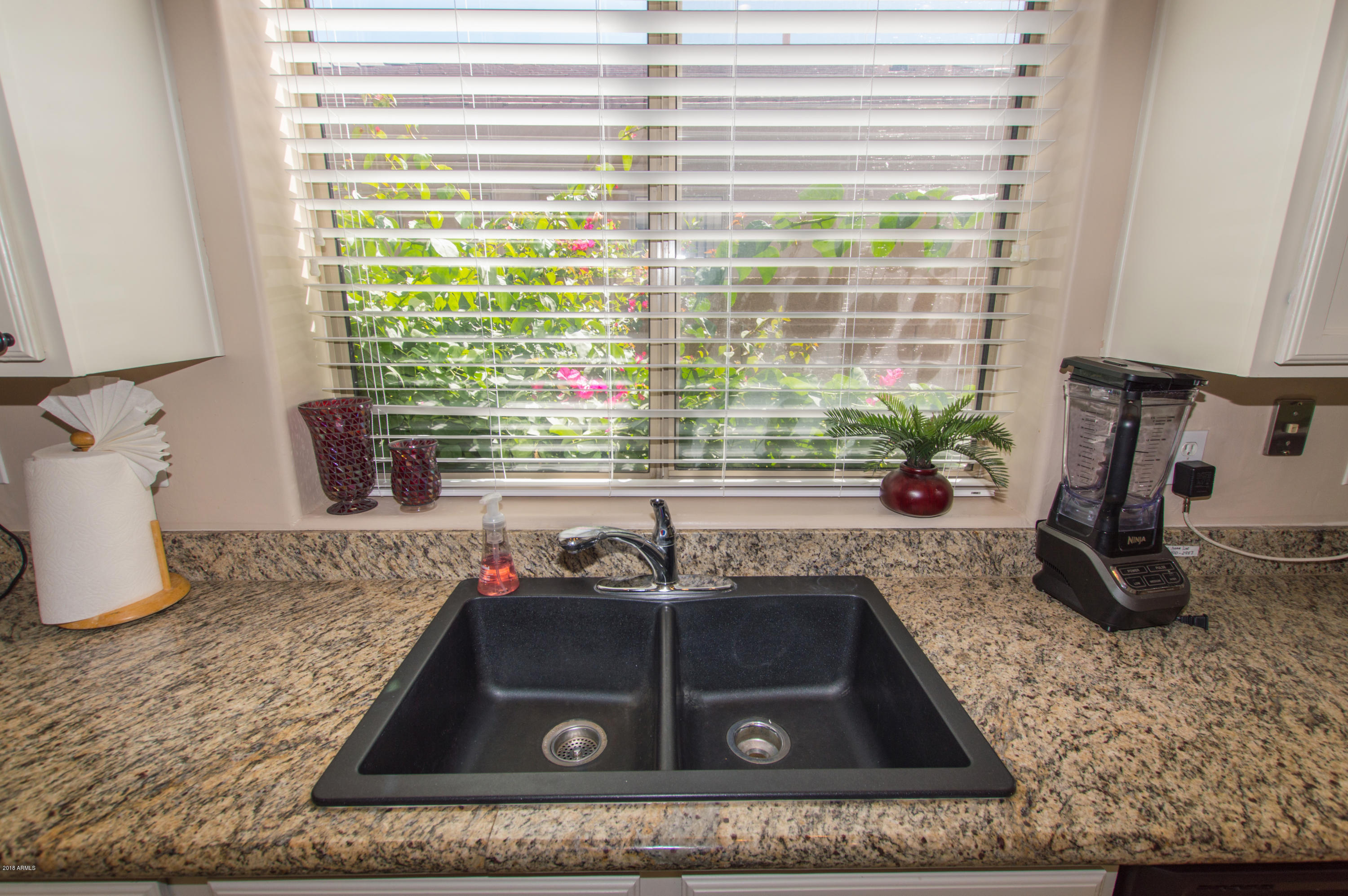3123 East Amber Ridge Way Phoenix, AZ 85048 - Photo 11 of 42 10 Kitchen