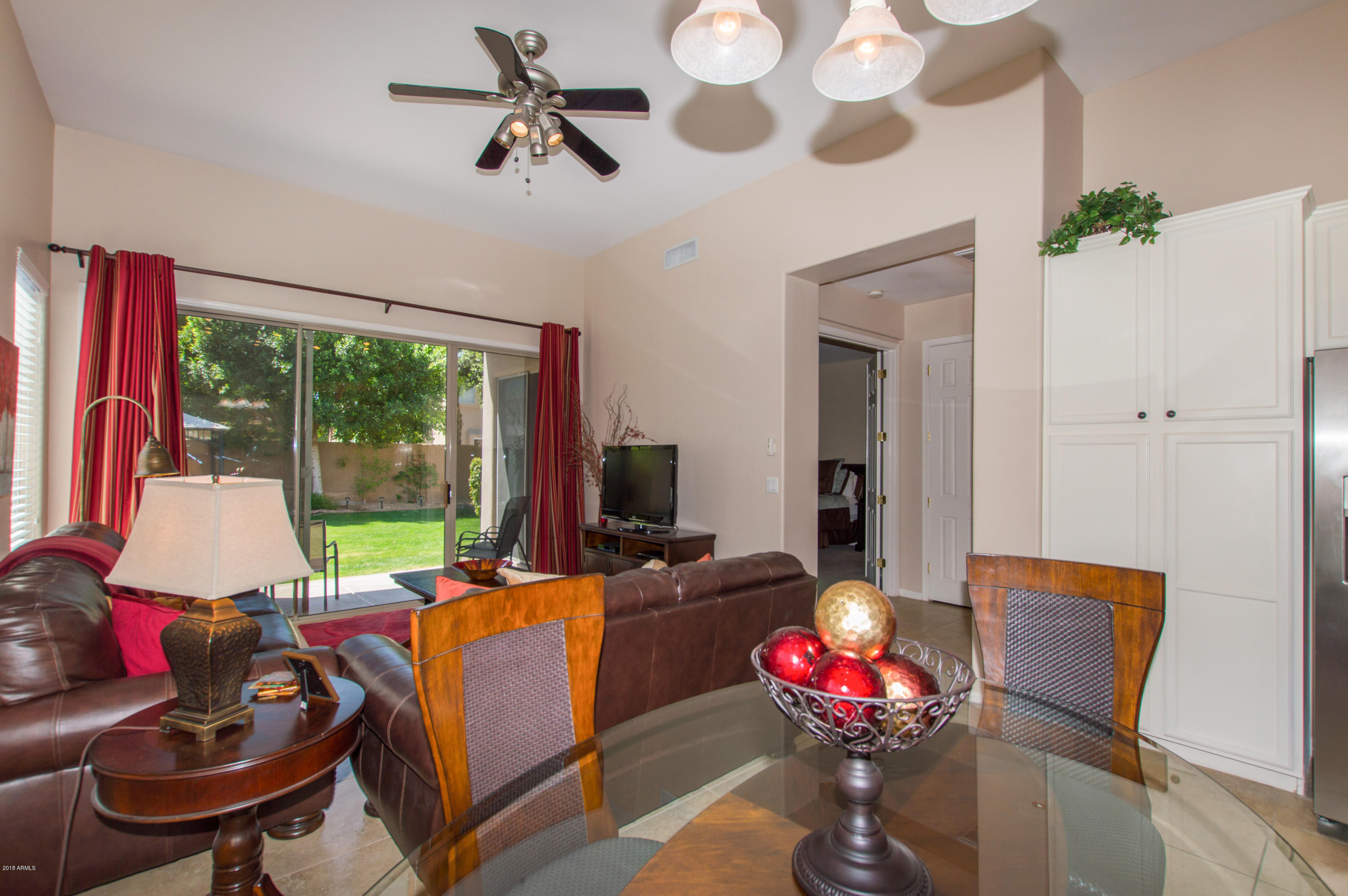 3123 East Amber Ridge Way Phoenix, AZ 85048 - Photo 13 of 42 12 Kitchen