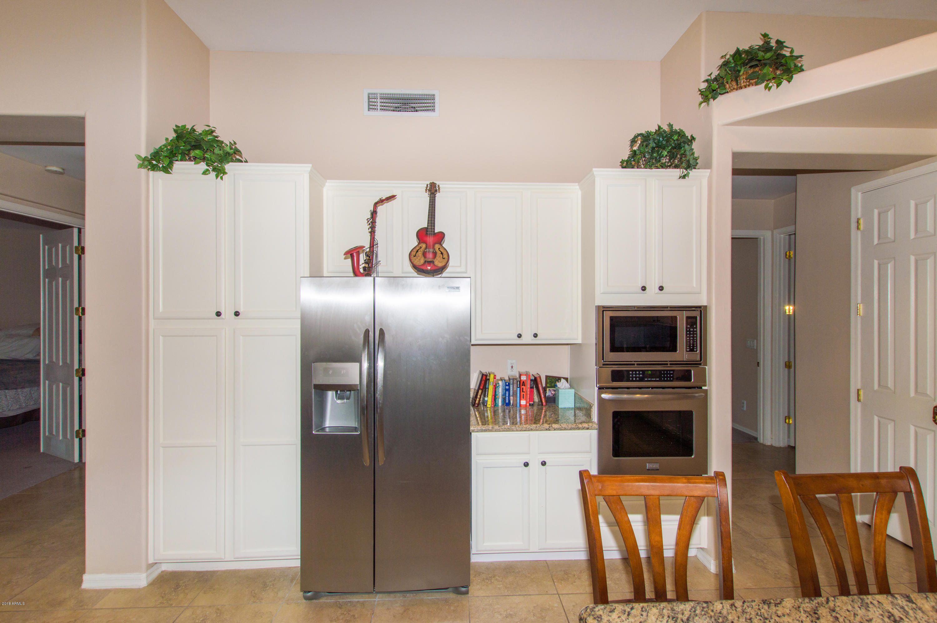 3123 East Amber Ridge Way Phoenix, AZ 85048 - Photo 10 of 42 09 Kitchen
