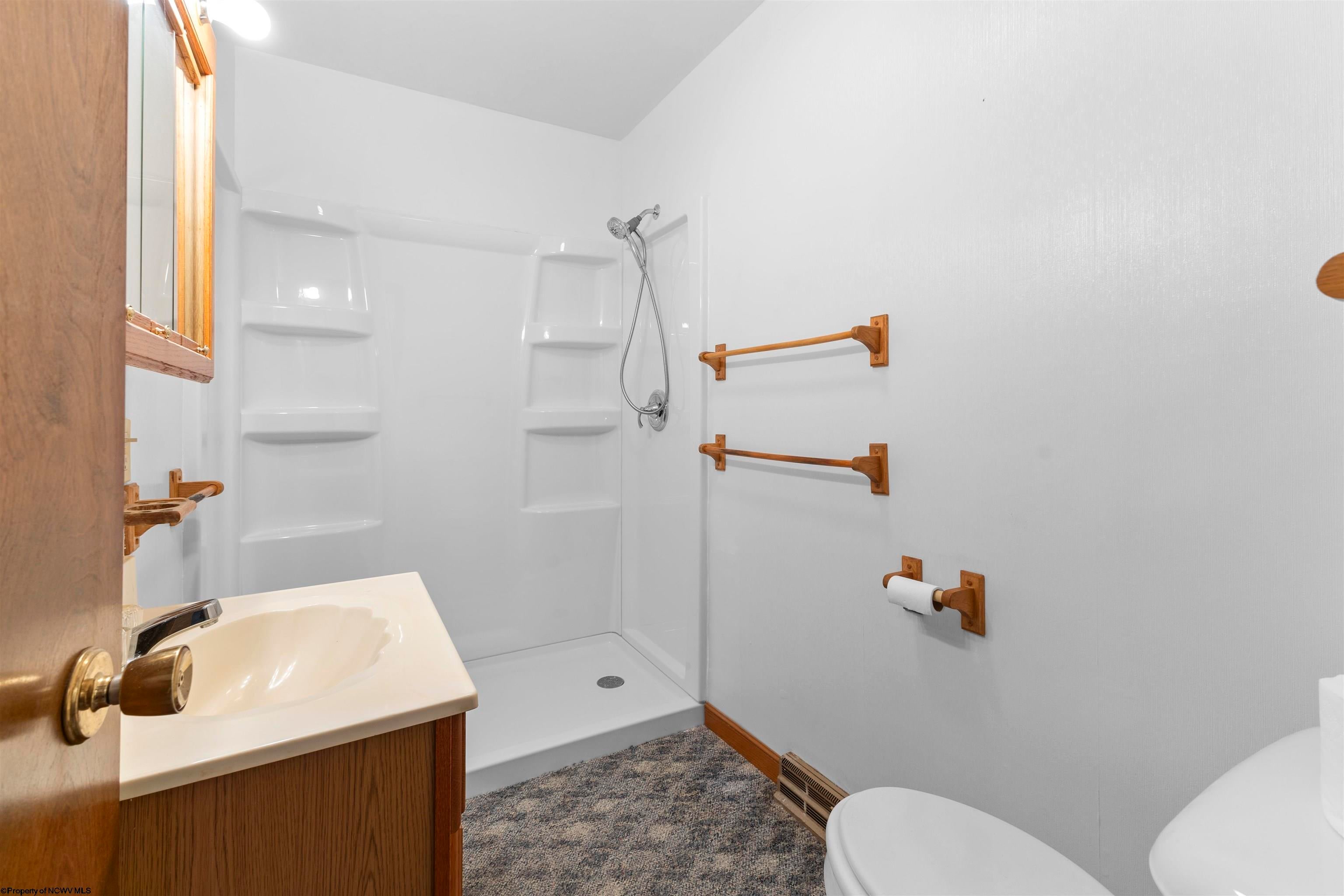 467 Paw Paw Creek Road Fairview, WV 26570 - Photo 13 of 24 Gallery Image 13