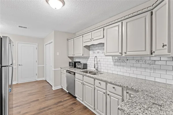 $285,000 | 325 Skylark Circle, Greer, SC 29650