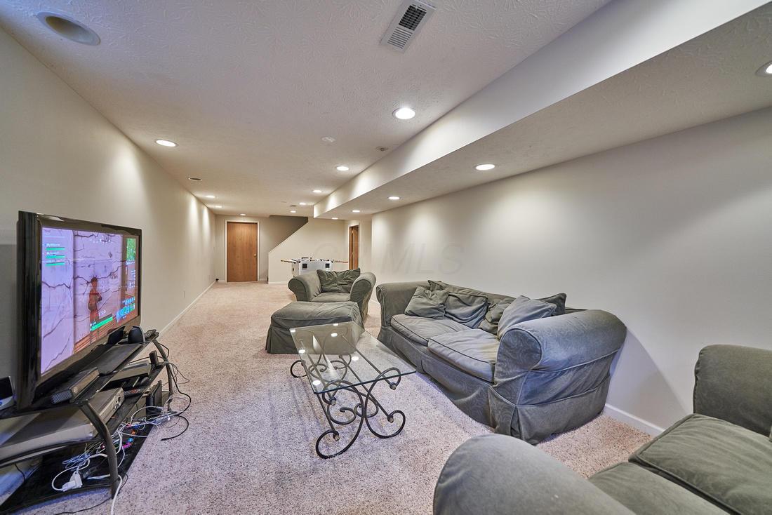 14166 Robins Road Westerville, OH 43082 - Photo 18 of 30 Gallery Image 18