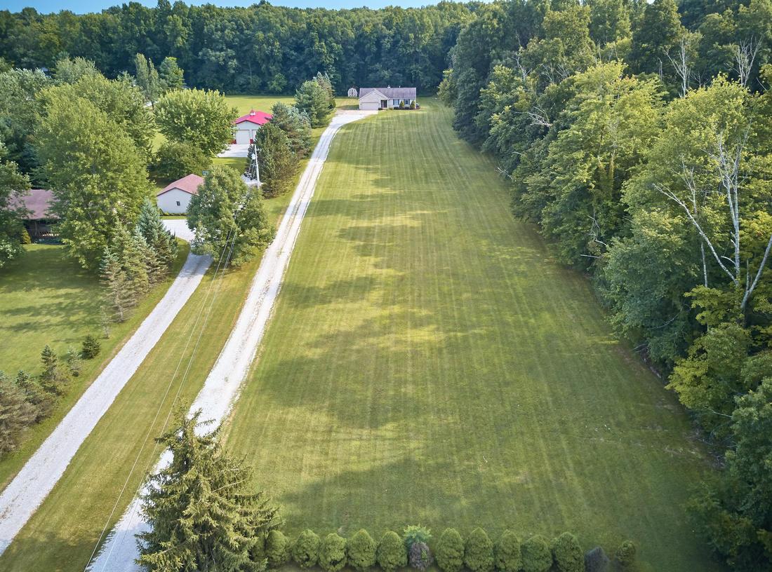 14166 Robins Road Westerville, OH 43082 - Photo 3 of 30 Gallery Image 3