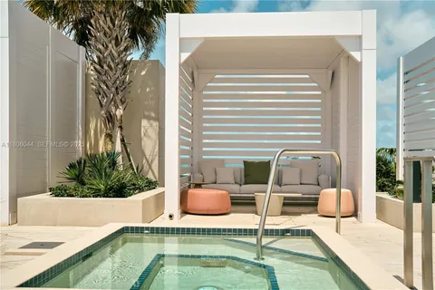 $6,330,000 | 300 Biscayne Blvd Way, Unit 3104, Miami, FL 33131