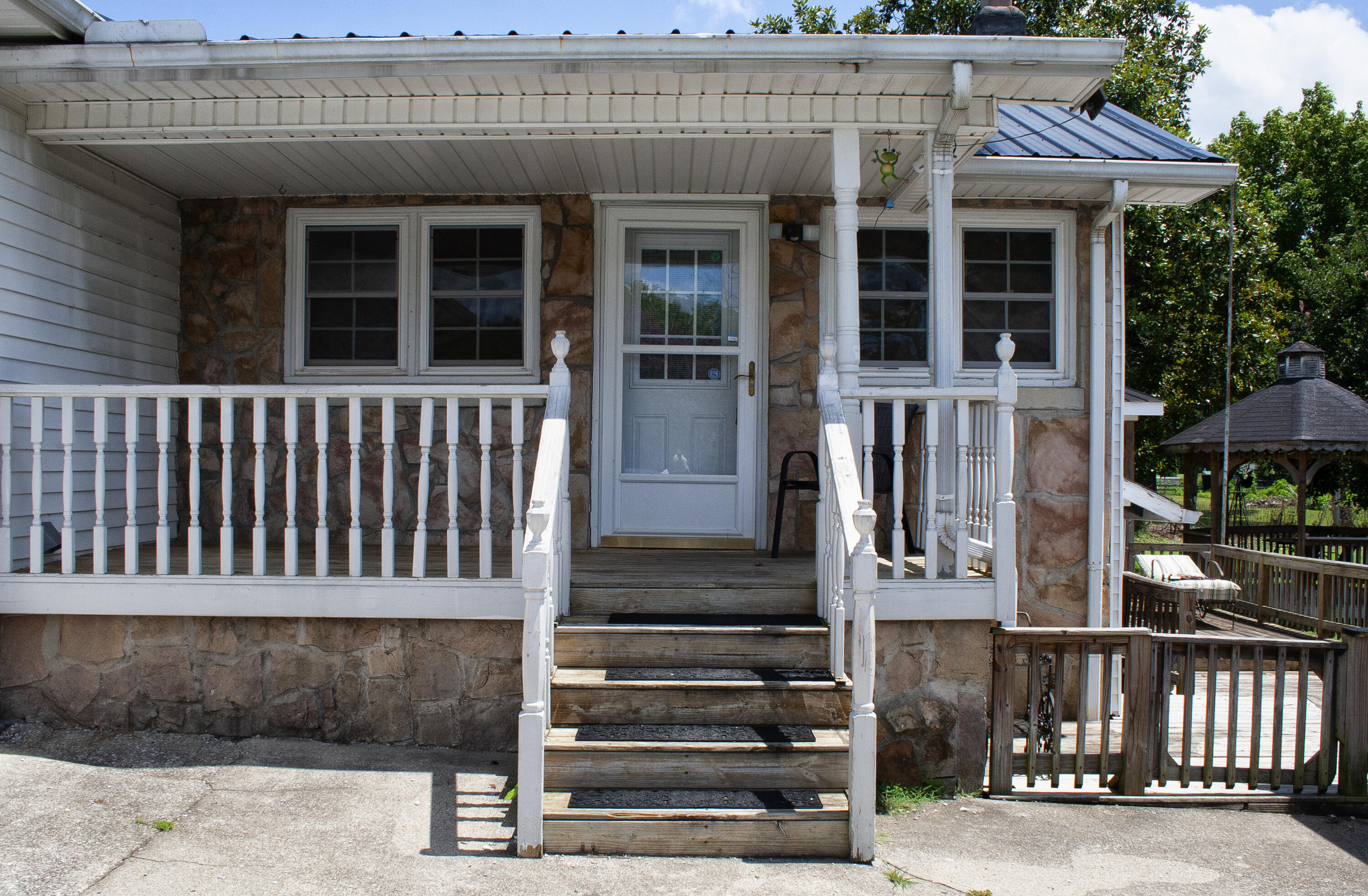 234 Evergreen Road Flat Lick, KY 40935 - Photo 27 of 33 Side Porch