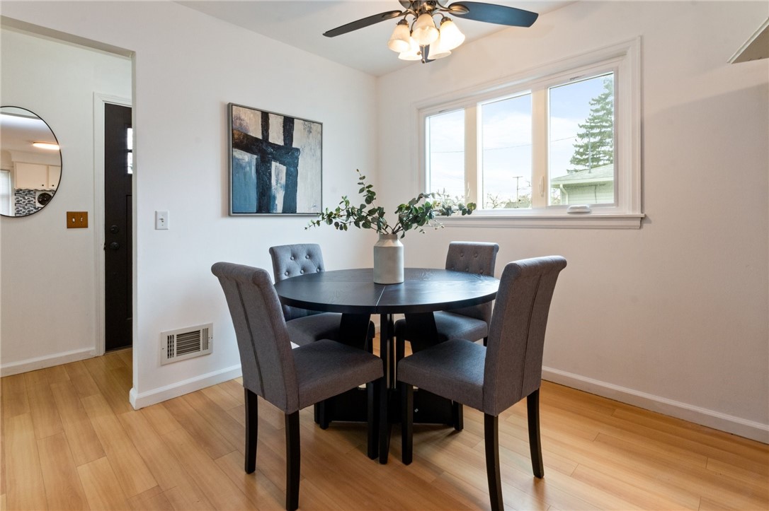 3115 Lyell Road Gates, NY 14606 - Photo 5 of 17