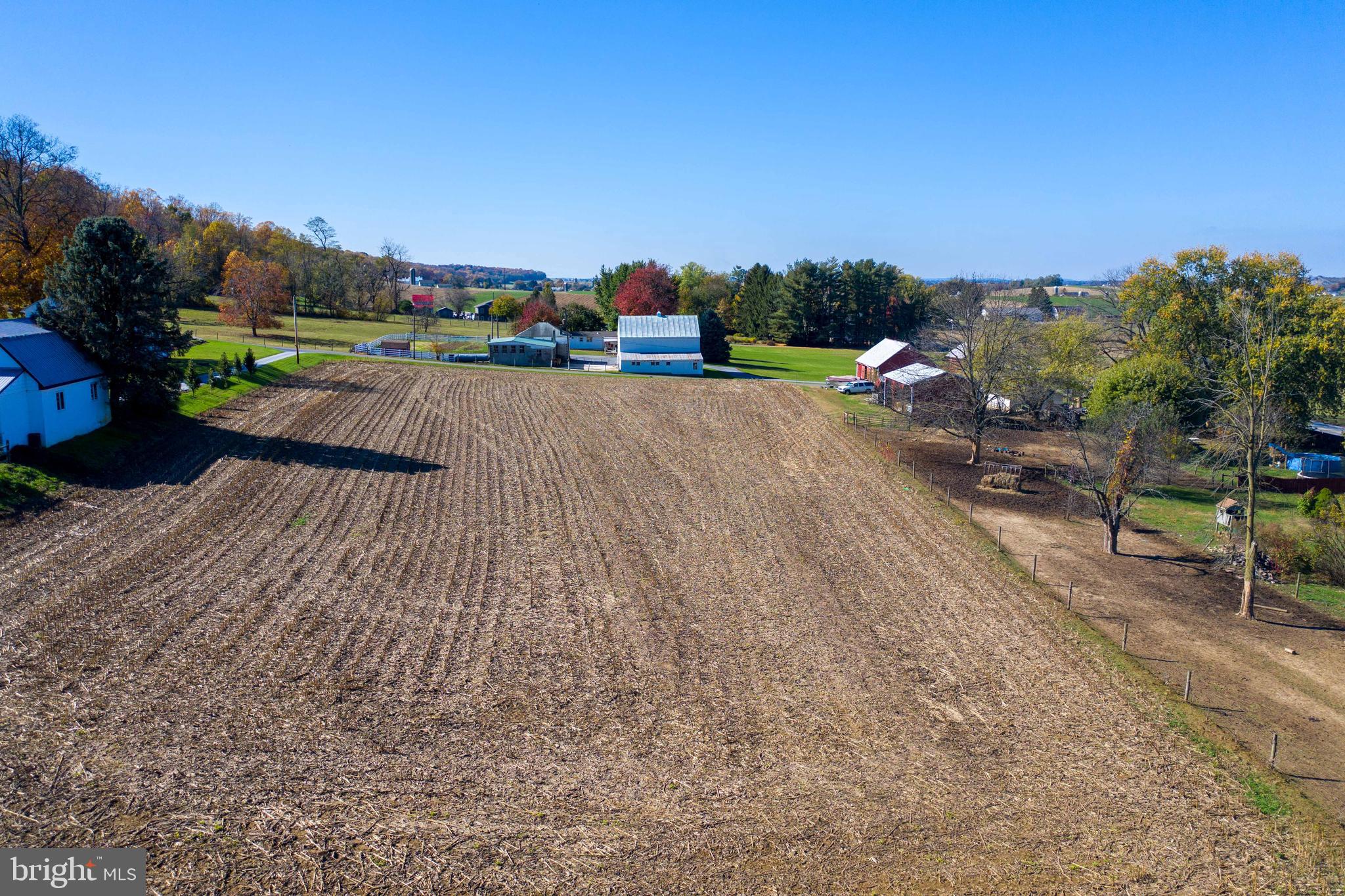 5010 Strasburg Road Kinzers, PA 17535 - Photo 9 of 25