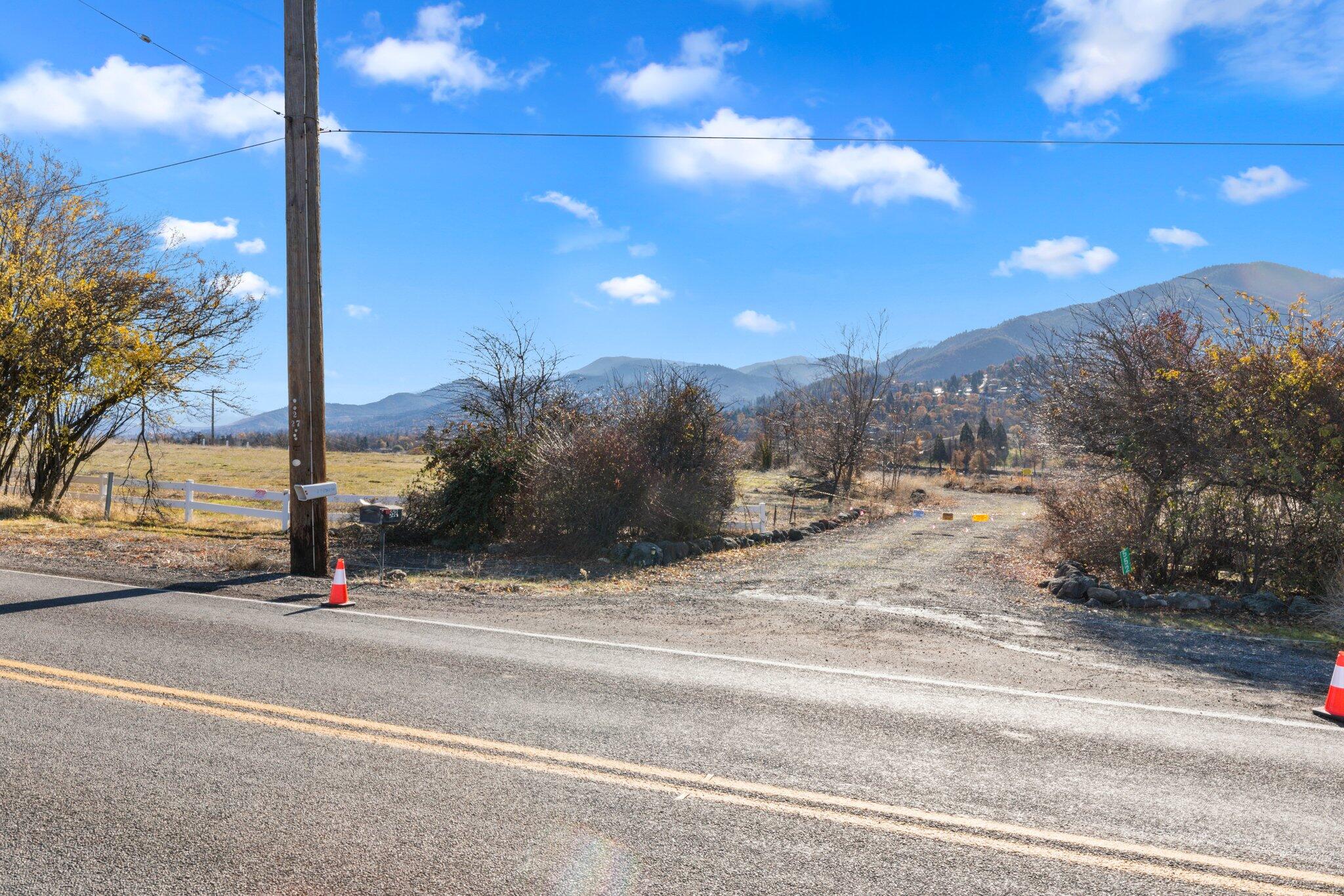 552 Eagle Mill Road Ashland, OR 97520 - Photo 13 of 16 23-web-or-mls-WCIL4360