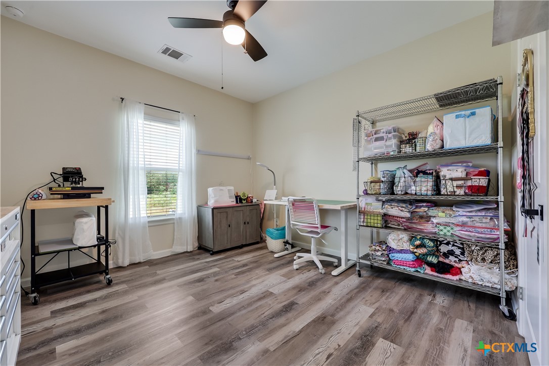 537 Lower Elgin Road Elgin, TX 78621 - Photo 19 of 45