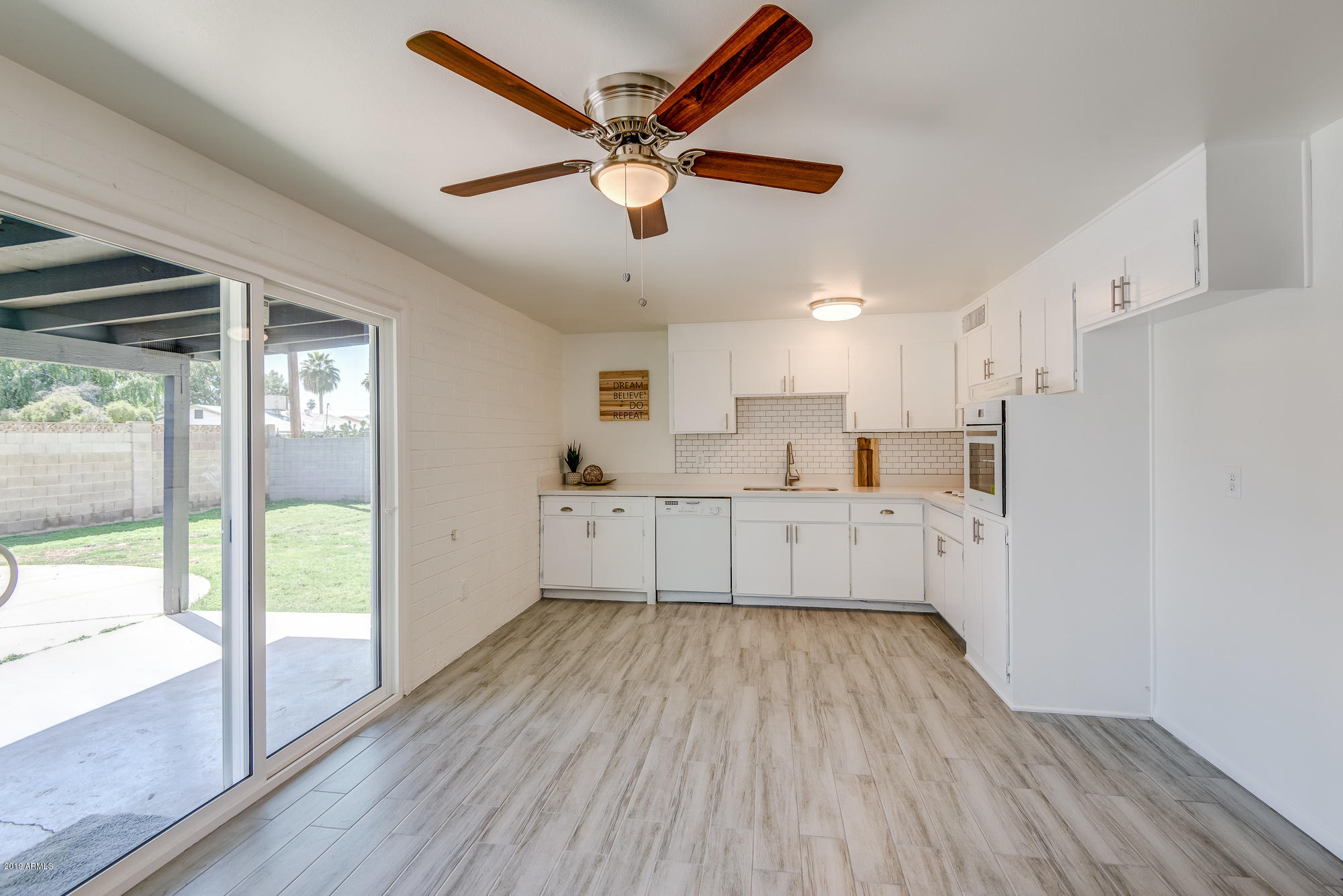 3533 East Hearn Road Phoenix, AZ 85032 - Photo 13 of 29 DSC_1935_