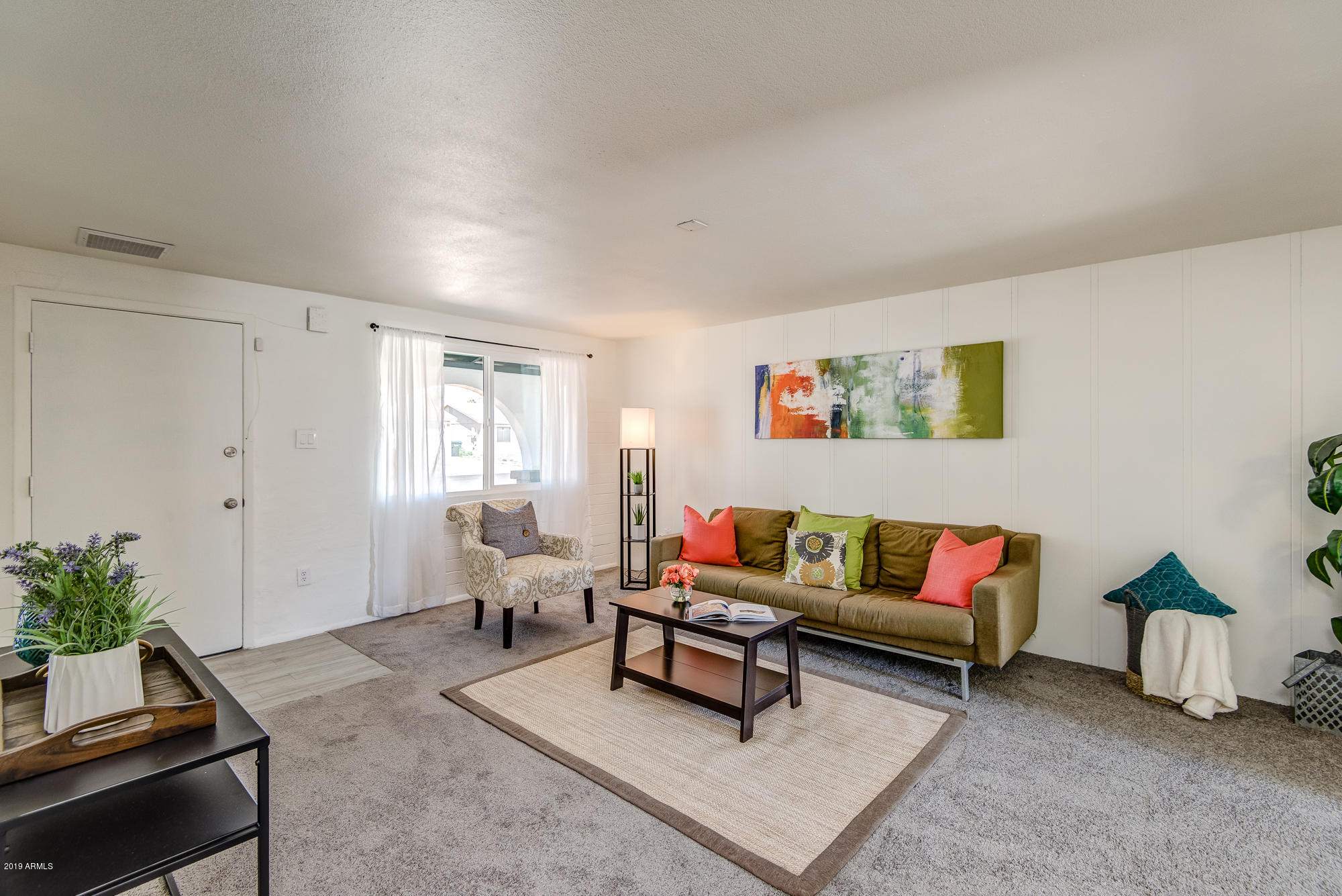 3533 East Hearn Road Phoenix, AZ 85032 - Photo 8 of 29 DSC_1878_