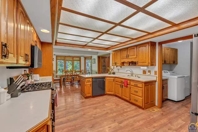 $634,900 | 4848 Southeast 53rd Street, Berryton, KS 66409