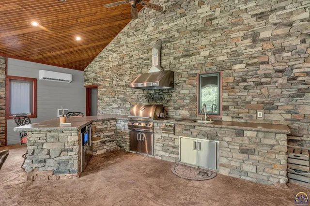 $634,900 | 4848 Southeast 53rd Street, Berryton, KS 66409