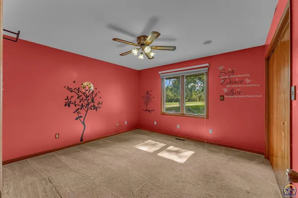 $629,900 | 4848 Southeast 53rd Street, Berryton, KS 66409