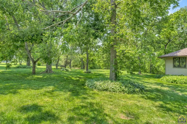 $634,900 | 4848 Southeast 53rd Street, Berryton, KS 66409