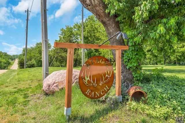 $634,900 | 4848 Southeast 53rd Street, Berryton, KS 66409