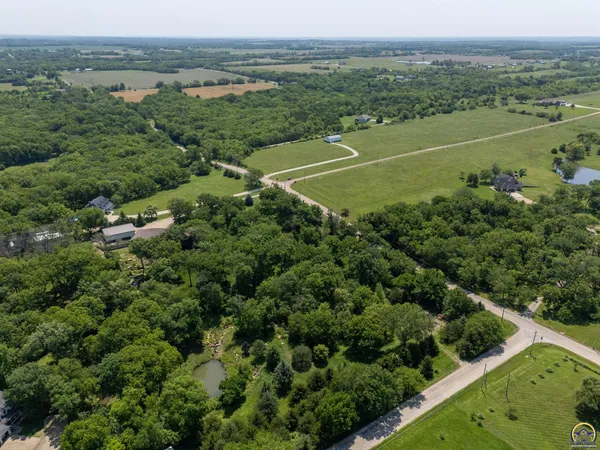 $629,900 | 4848 Southeast 53rd Street, Berryton, KS 66409