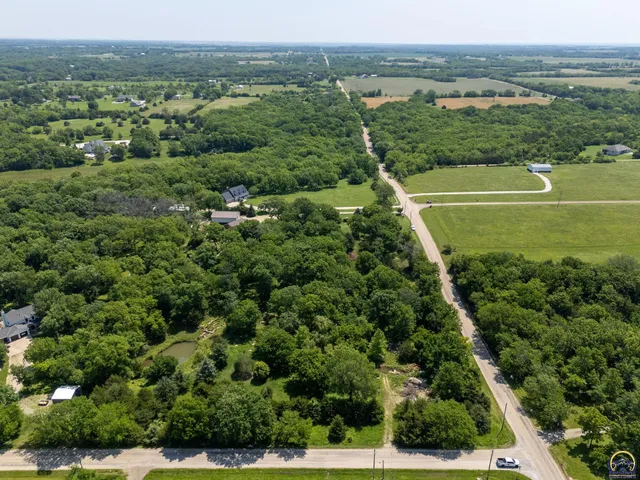 $634,900 | 4848 Southeast 53rd Street, Berryton, KS 66409