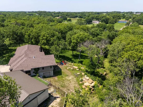 $629,900 | 4848 Southeast 53rd Street, Berryton, KS 66409