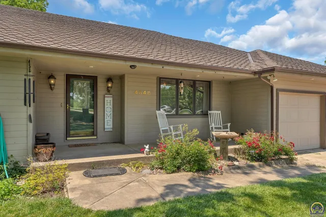 $634,900 | 4848 Southeast 53rd Street, Berryton, KS 66409