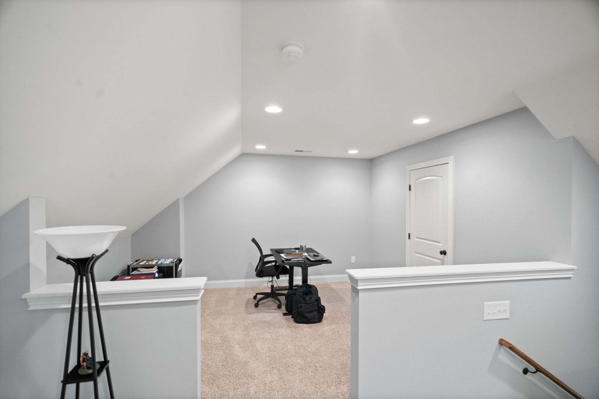 48 Harbor Pointe Lebanon, TN 37087 - Photo 22 of 28 a room with furniture and white walls