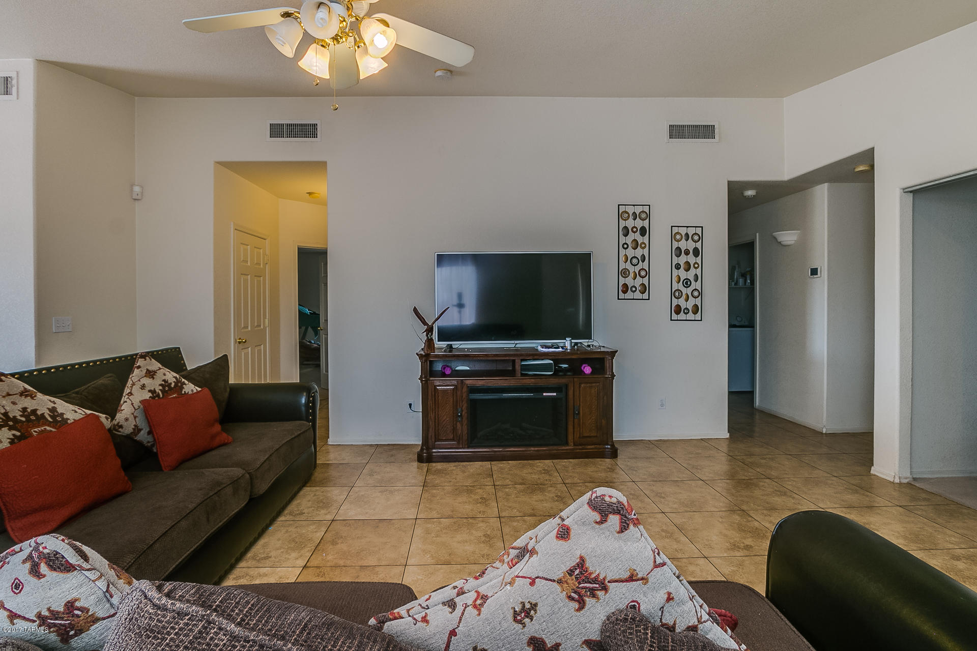 2676 North Splitwood Avenue Tucson, AZ 85745 - Photo 5 of 20
