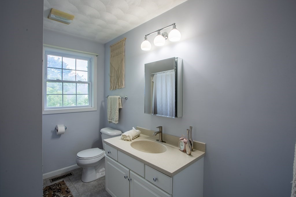 23 R New Balch Street Beverly, MA 01915 - Photo 24 of 36 Gallery Image 24