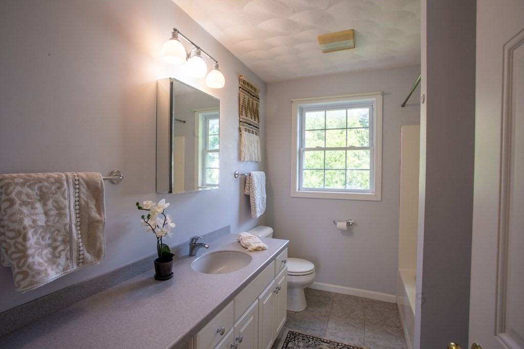 23 R New Balch Street Beverly, MA 01915 - Photo 28 of 36 Gallery Image 28