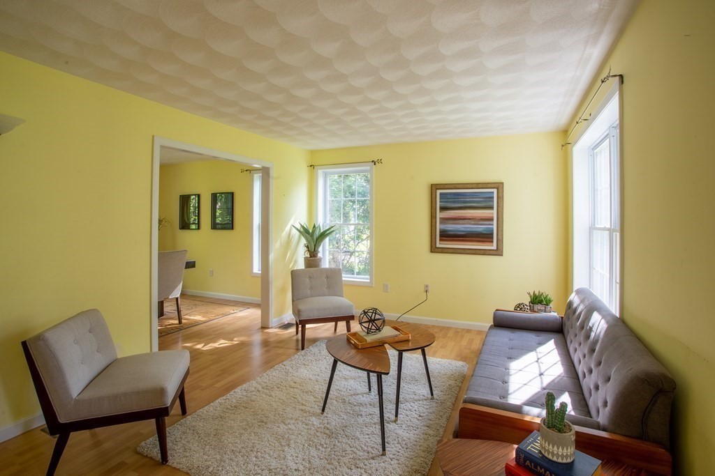23 R New Balch Street Beverly, MA 01915 - Photo 3 of 36 Gallery Image 3