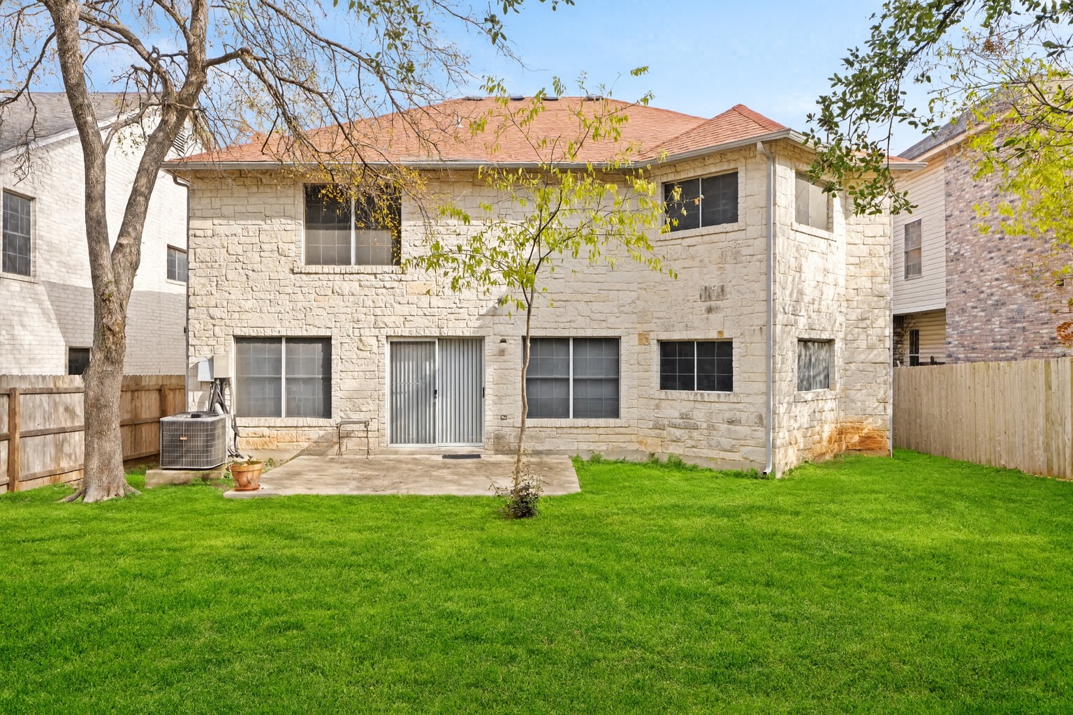 11304 Pickard Lane Austin, TX 78748 - Photo 2 of 4 *virtual grass*