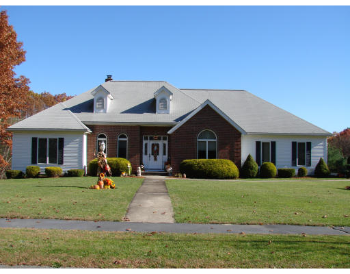 5 Maplewood Road Middleton, MA 01949 - Photo 1 of 18 Gallery Image 1